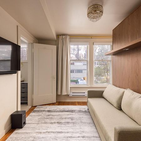 The Hunter House Bed And Breakfast Vancouver Exteriör bild